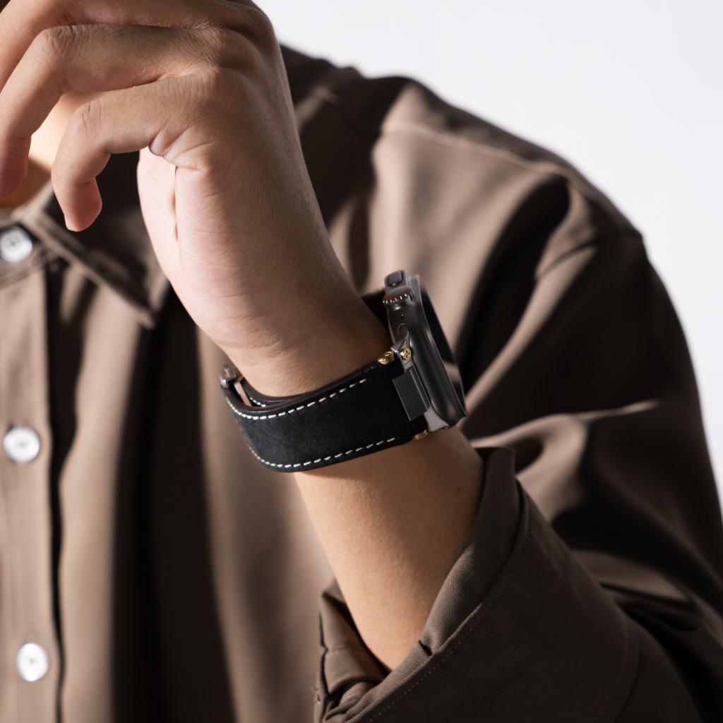 Deployment Buckle Leather Band