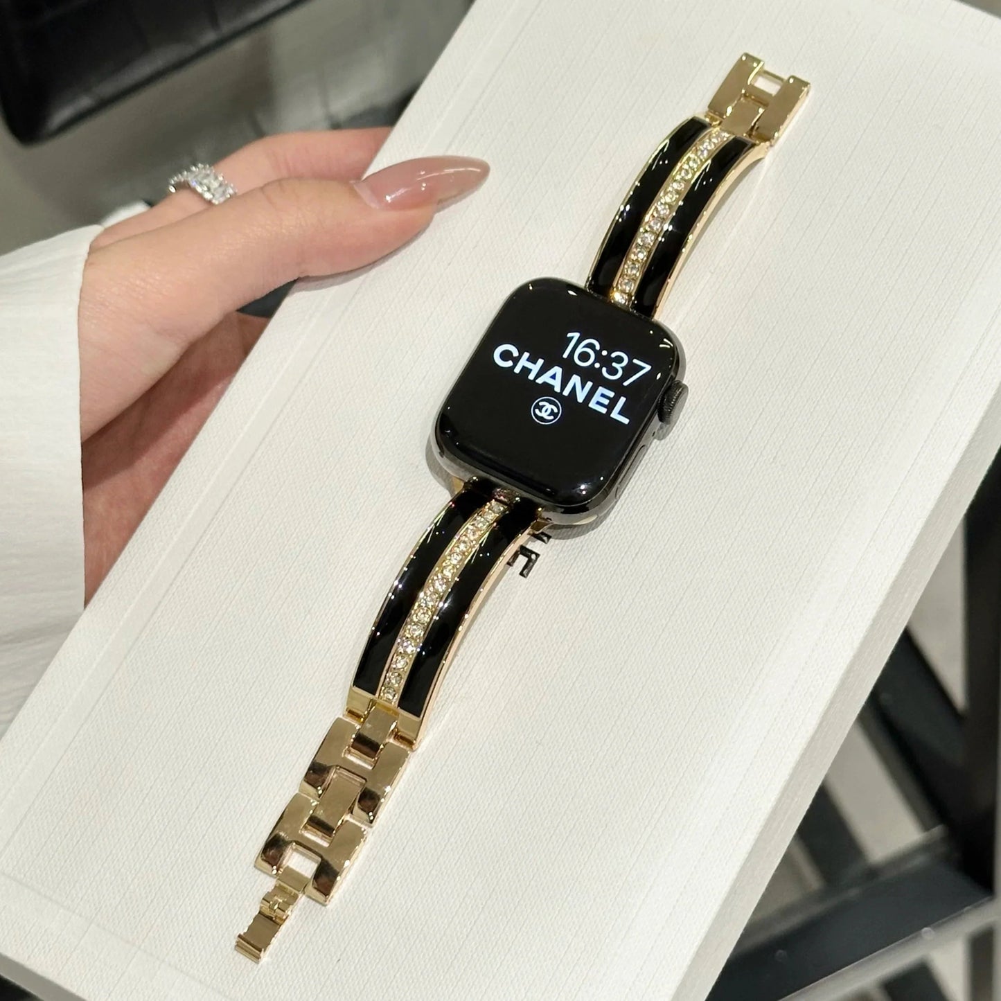 Glimmer Bracelet For Apple Watch
